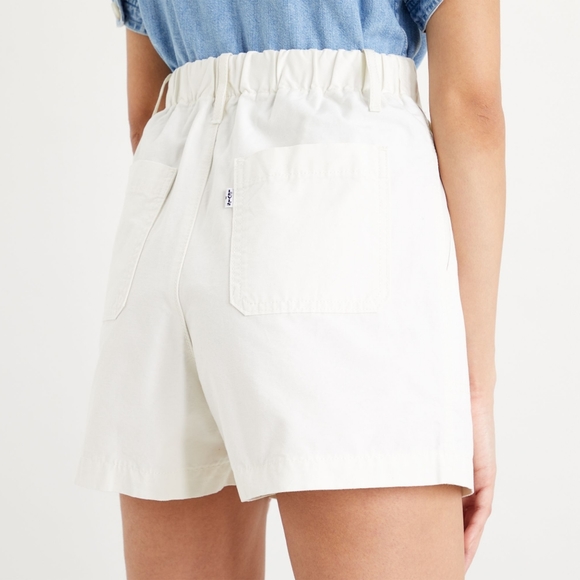 Levi's Pleated Utility Twill Shorts Tofu Off White - Picture 6 of 9